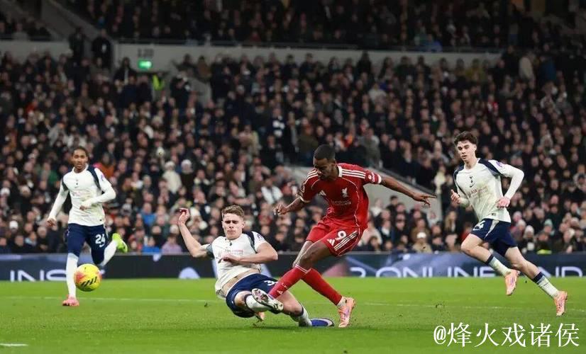 伊萨克的脚踝与利物浦的难题：又一个被伤病打断的赛季